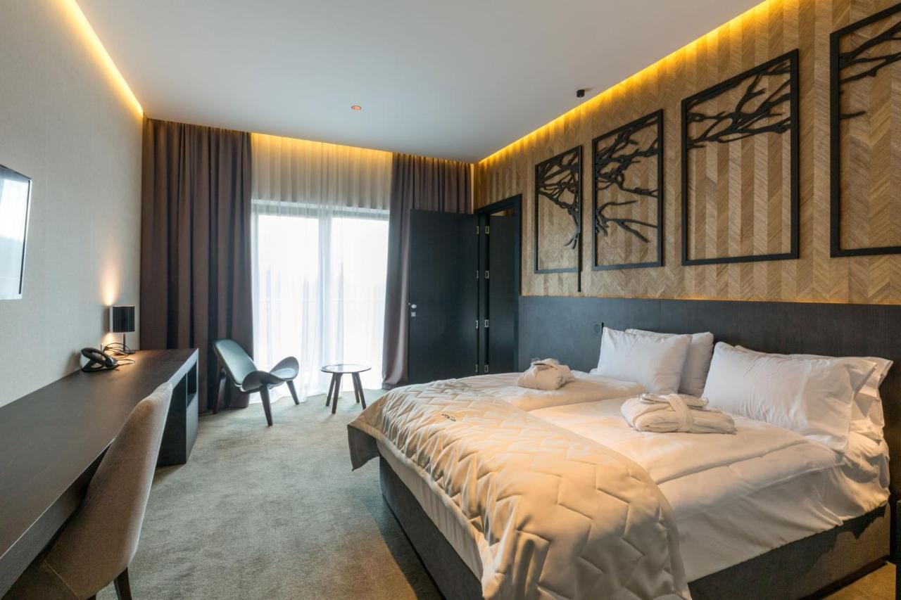 Hotel Crni Vrh Divčibare 외부 사진