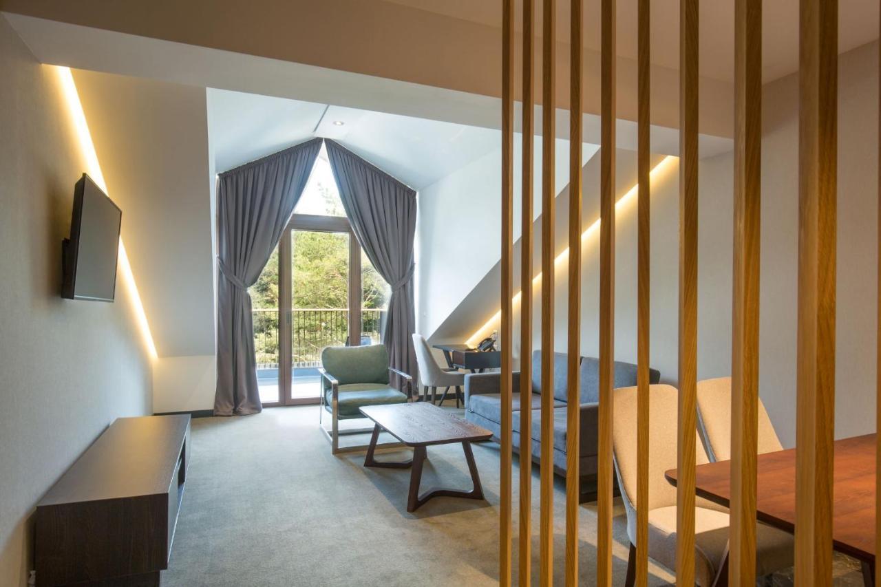 Hotel Crni Vrh Divčibare 외부 사진