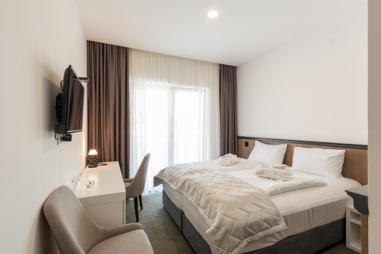 Hotel Crni Vrh Divčibare 외부 사진