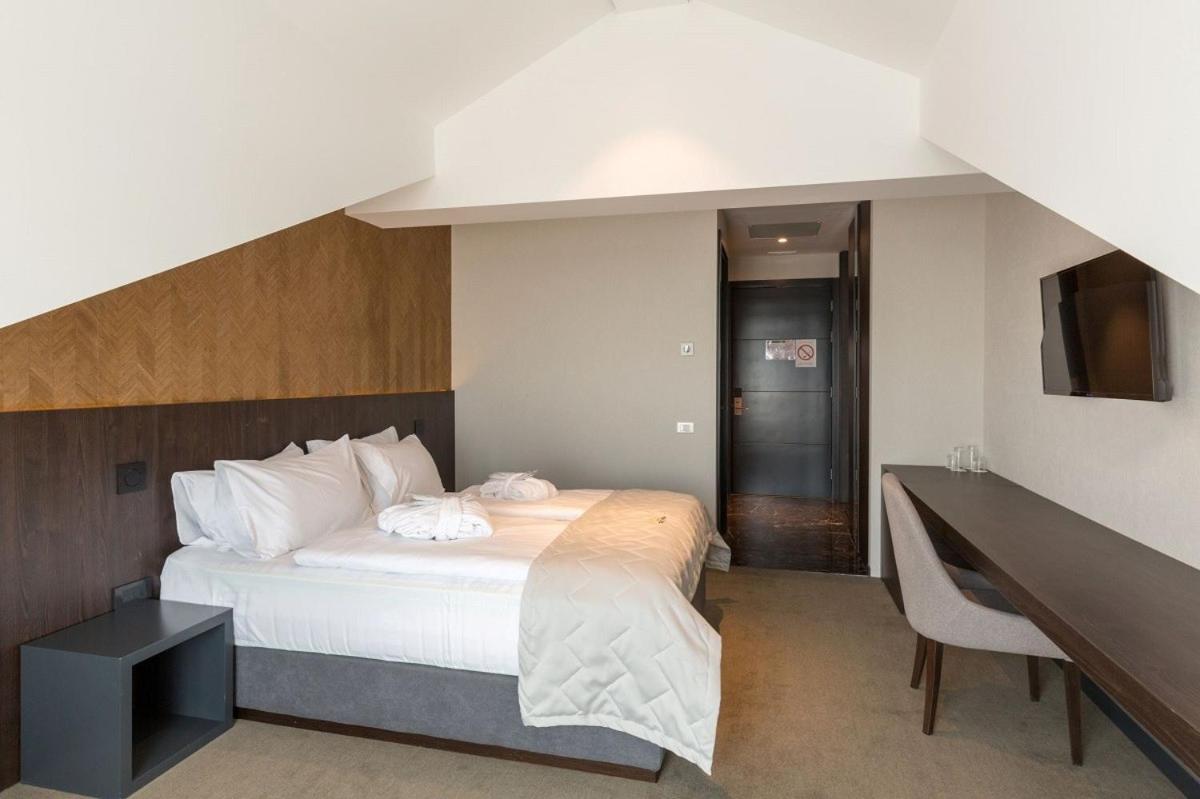 Hotel Crni Vrh Divčibare 객실 사진