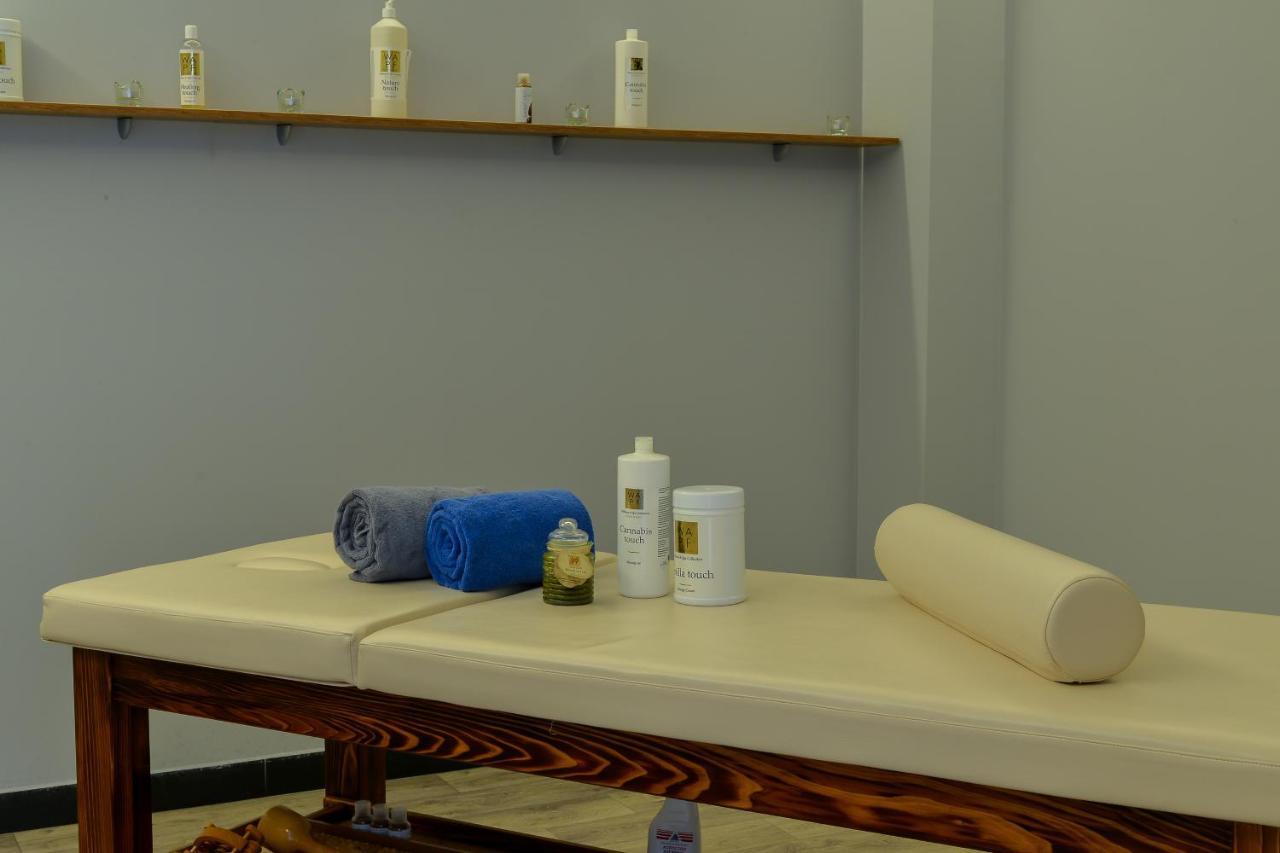 Hotel Crni Vrh Divčibare 외부 사진
